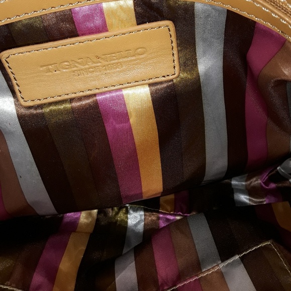 Tignanello Double Pouch Pocket Bucket Bag - Picture 5 of 5